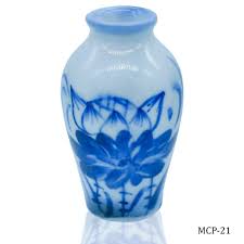 Small glazed ceramic miniature flower pot for dollhouse