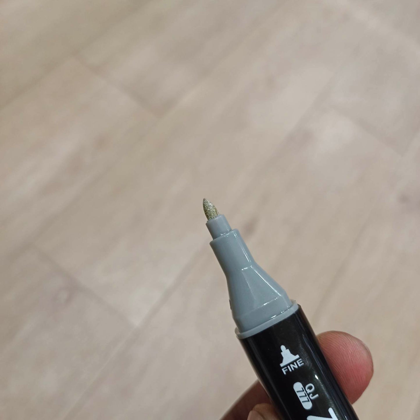 Touch Cool Twin Marker Golden