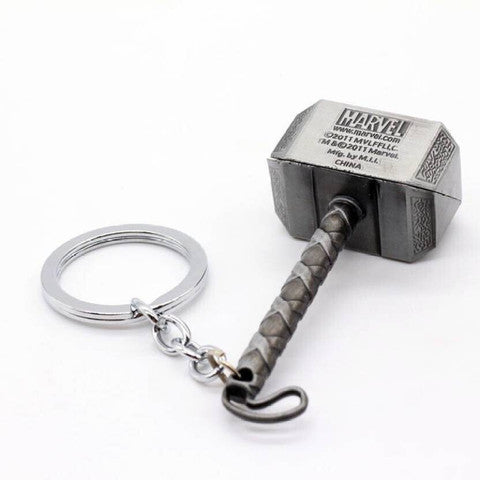 Superhero style hammer spinner keychain novelty accessory